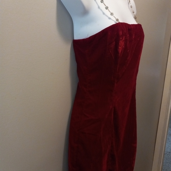 Lulus Rhinestone Strappy Back Velvet Mini Dress in Burgundy Size Small - Picture 2 of 11